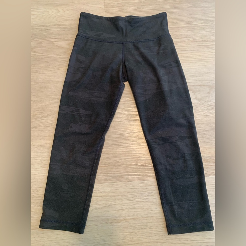 Lululemon Align Crop *21 Legging ~ Camo Cropped Leggings - 4